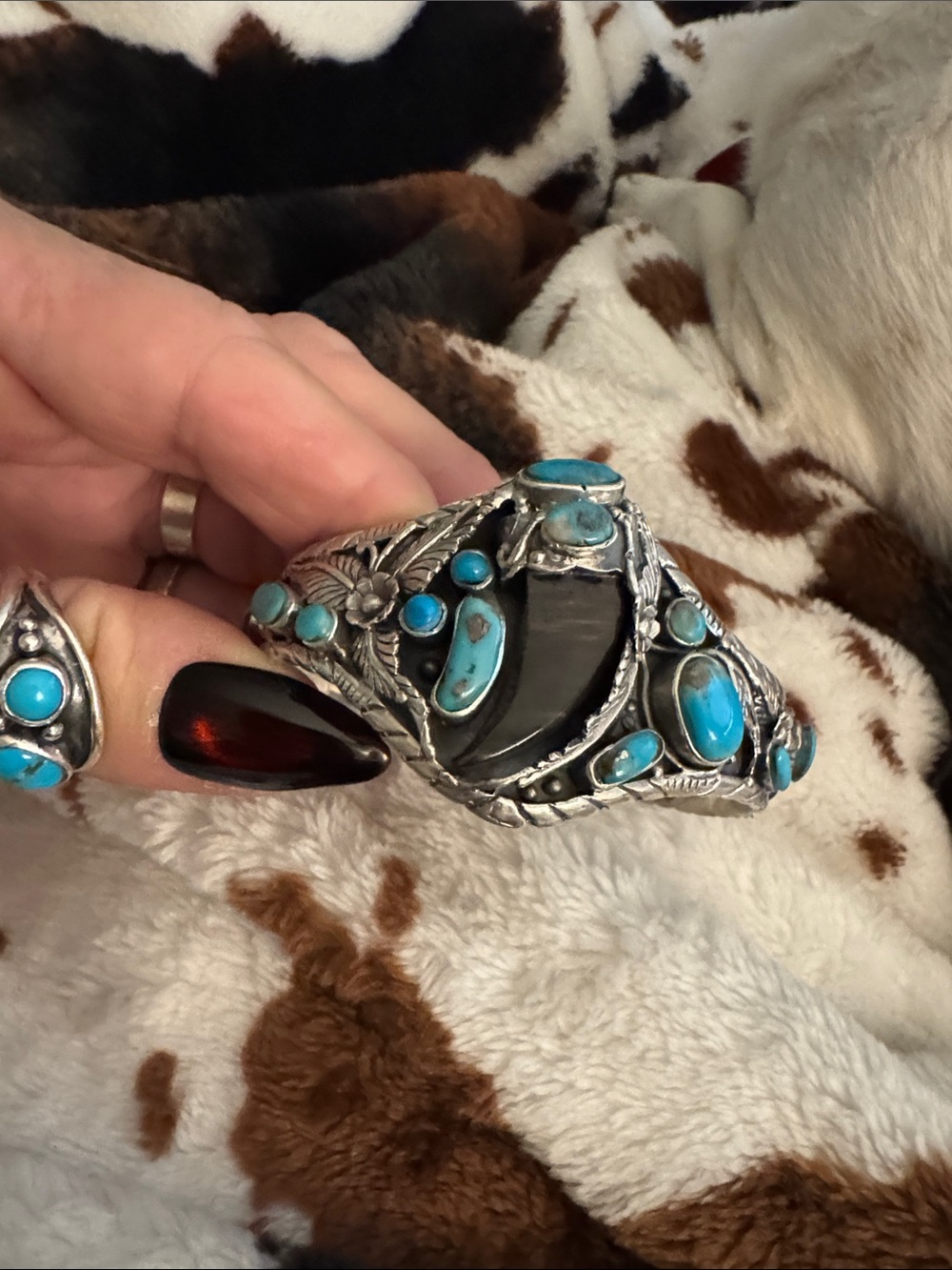 Sterling Silver claw Turquoise Statement Cuff Bracelet - Blue